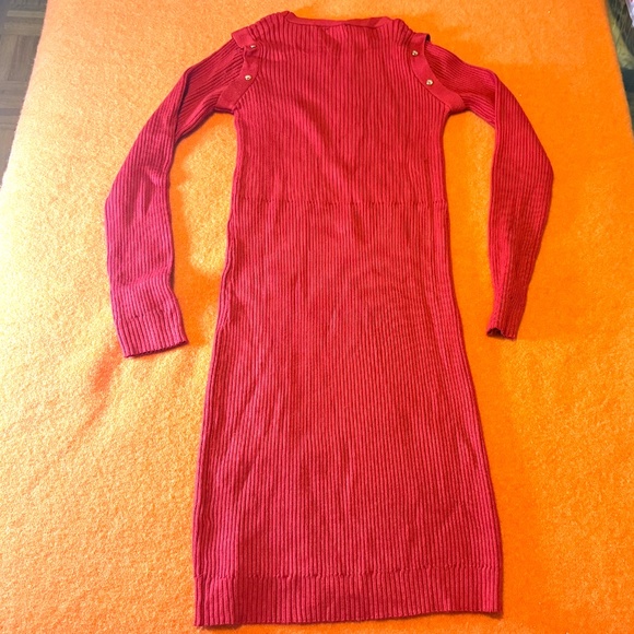 Venus red ribbed rayon blend long sleeve knit sweater dress NWOT - Picture 12 of 14